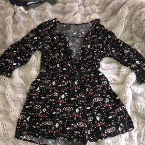 Romper. Long sleeved